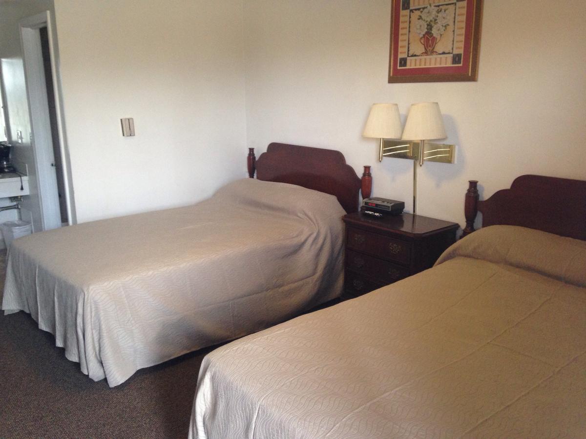 Underwood Motel Екстериор снимка